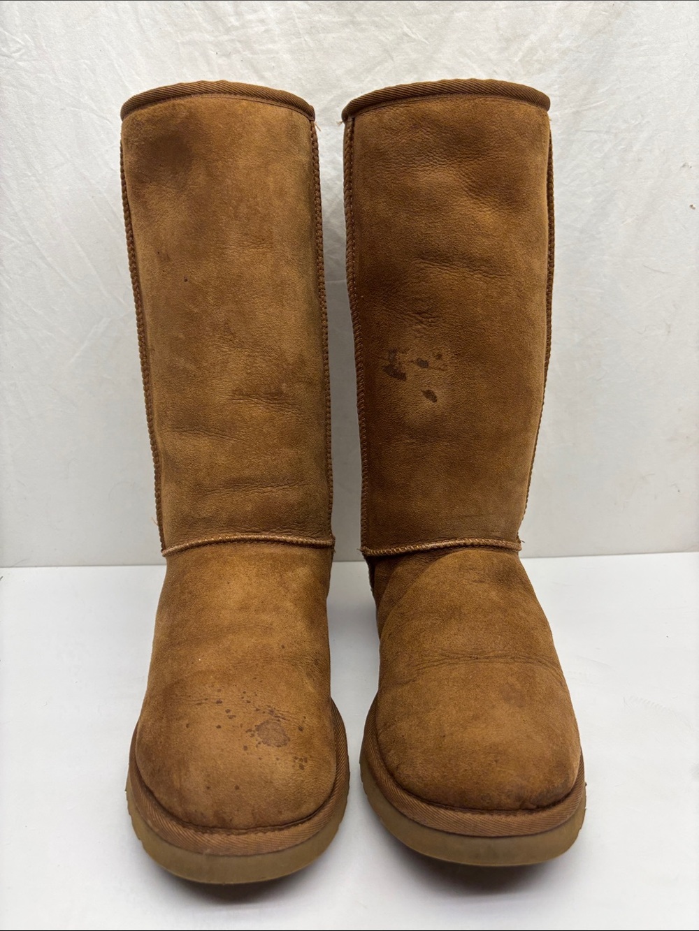 UGG Classic Tall Suede Winter Boots in Chestnut Brown, SZ 8